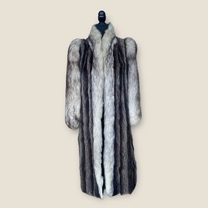 Full Length Real Fur Coat Raccoon Fur Shadow Fox Fur Tuxedo Women’s S/M